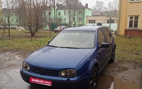 Volkswagen Golf IV, 2003 год, 190 000 рублей, 1 фотография