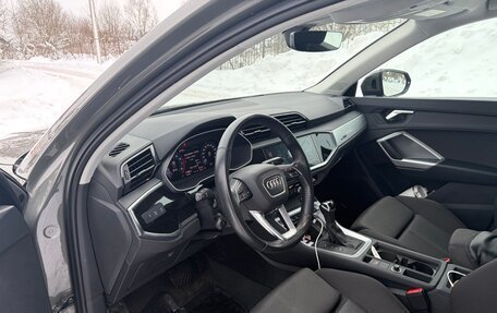 Audi Q3, 2019 год, 2 950 000 рублей, 6 фотография