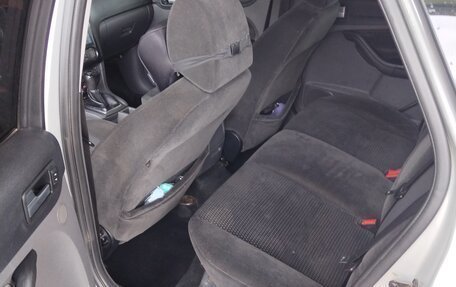 Ford Focus II рестайлинг, 2006 год, 450 000 рублей, 16 фотография