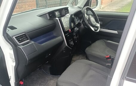 Toyota Roomy I, 2019 год, 1 580 000 рублей, 18 фотография