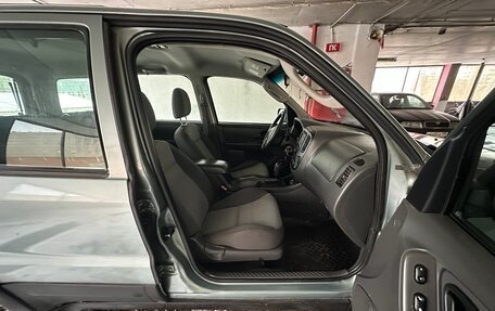 Ford Escape II, 2004 год, 550 000 рублей, 7 фотография