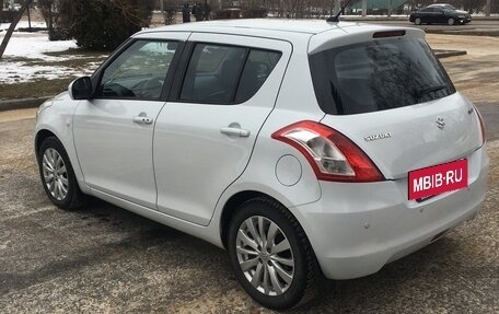 Suzuki Swift IV, 2011 год, 950 000 рублей, 3 фотография
