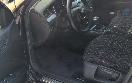 Skoda Superb III рестайлинг, 2010 год, 799 000 рублей, 12 фотография