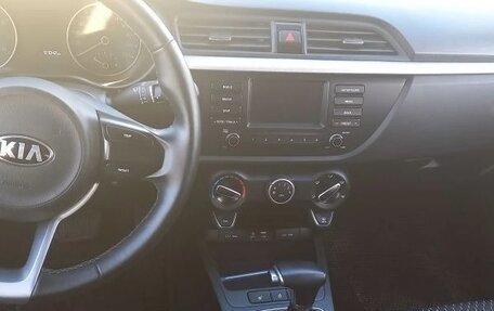 KIA Rio IV, 2020 год, 1 550 000 рублей, 8 фотография