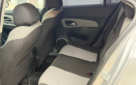 Chevrolet Cruze II, 2014 год, 798 888 рублей, 10 фотография