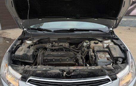 Chevrolet Cruze II, 2014 год, 798 888 рублей, 14 фотография