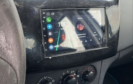 Renault Logan II, 2016 год, 349 990 рублей, 12 фотография