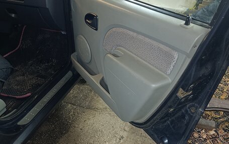 Renault Logan I, 2006 год, 335 000 рублей, 6 фотография