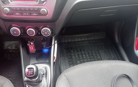 KIA Rio III рестайлинг, 2015 год, 850 000 рублей, 6 фотография