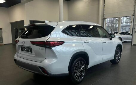 Toyota Highlander, 2025 год, 6 450 000 рублей, 5 фотография