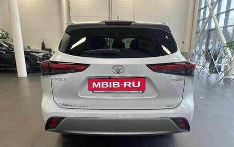 Toyota Highlander, 2025 год, 6 450 000 рублей, 6 фотография