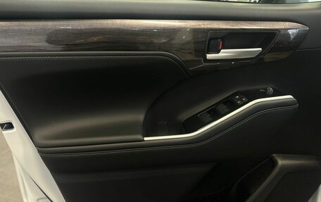 Toyota Highlander, 2025 год, 6 450 000 рублей, 13 фотография