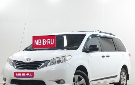 Toyota Sienna III, 2010 год, 1 539 000 рублей, 4 фотография