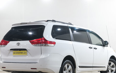 Toyota Sienna III, 2010 год, 1 539 000 рублей, 7 фотография