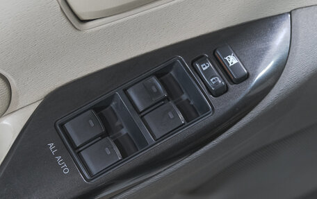 Toyota Sienna III, 2010 год, 1 539 000 рублей, 21 фотография