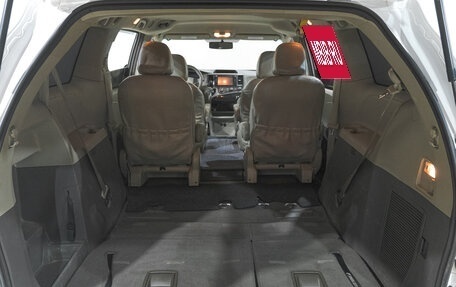 Toyota Sienna III, 2010 год, 1 539 000 рублей, 29 фотография