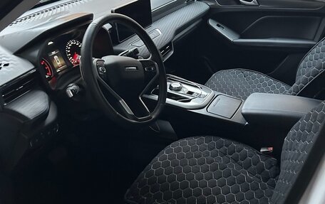 Haval Jolion, 2024 год, 2 200 000 рублей, 6 фотография