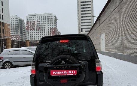 Mitsubishi Pajero IV, 2013 год, 2 150 000 рублей, 11 фотография