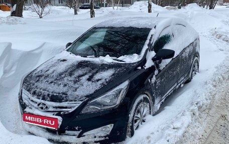 Hyundai Solaris II рестайлинг, 2014 год, 750 000 рублей, 3 фотография