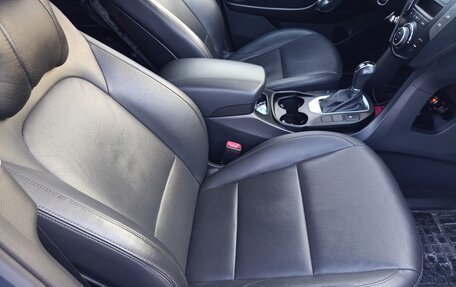 Hyundai Santa Fe III рестайлинг, 2017 год, 2 480 000 рублей, 11 фотография