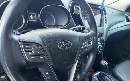 Hyundai Santa Fe III рестайлинг, 2017 год, 2 480 000 рублей, 20 фотография