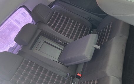 Volkswagen Golf VI, 2011 год, 600 000 рублей, 4 фотография