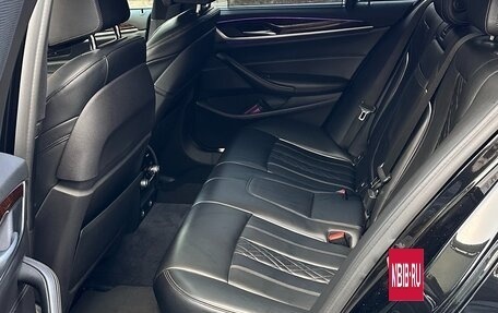 BMW 5 серия, 2018 год, 4 050 000 рублей, 14 фотография