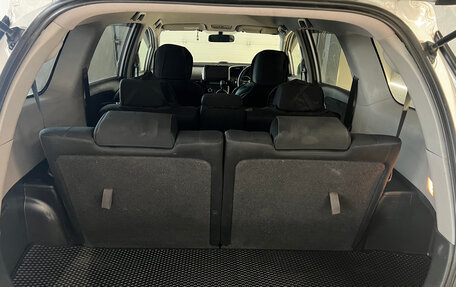 Toyota Wish II, 2010 год, 1 299 000 рублей, 15 фотография