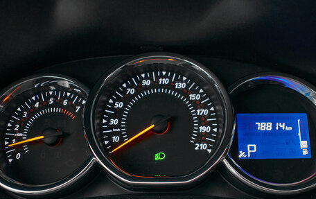 Renault Sandero II рестайлинг, 2018 год, 1 240 000 рублей, 12 фотография