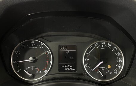 Skoda Octavia, 2011 год, 680 000 рублей, 15 фотография