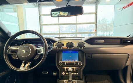 Ford Mustang VI рестайлинг, 2019 год, 2 397 000 рублей, 11 фотография