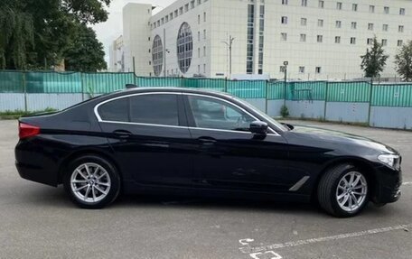 BMW 5 серия, 2019 год, 3 700 000 рублей, 2 фотография