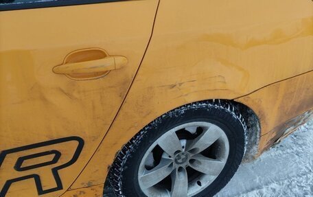 BMW 5 серия, 2004 год, 750 000 рублей, 8 фотография