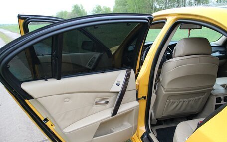 BMW 5 серия, 2004 год, 750 000 рублей, 14 фотография