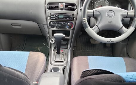 Nissan Sunny B15, 2000 год, 195 000 рублей, 1 фотография