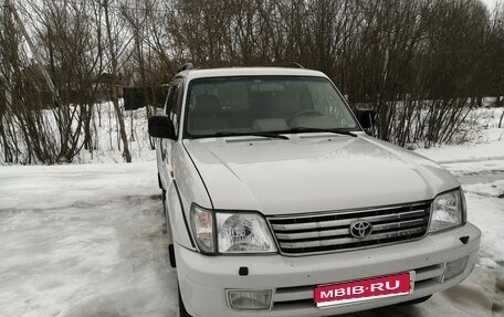 Toyota Land Cruiser Prado 90 рестайлинг, 2000 год, 1 600 000 рублей, 1 фотография