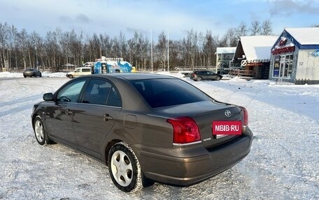 Toyota Avensis III рестайлинг, 2003 год, 525 000 рублей, 8 фотография