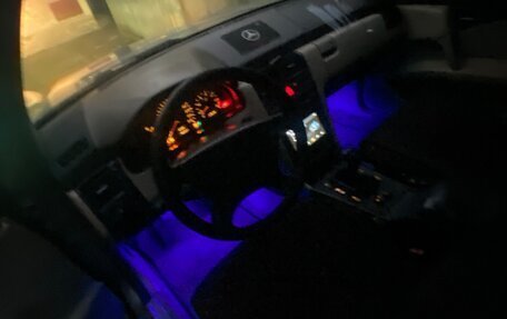 Mercedes-Benz E-Класс, 1997 год, 280 000 рублей, 5 фотография