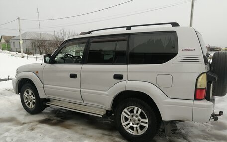 Toyota Land Cruiser Prado 90 рестайлинг, 2000 год, 1 600 000 рублей, 2 фотография
