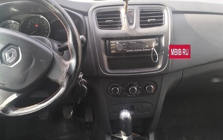 Renault Logan II, 2015 год, 440 000 рублей, 6 фотография