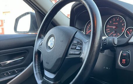 BMW 3 серия, 2014 год, 1 690 000 рублей, 23 фотография