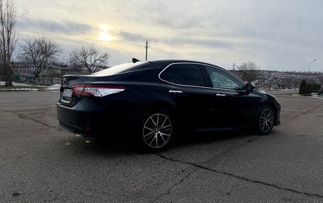 Toyota Camry, 2018 год, 2 900 000 рублей, 4 фотография