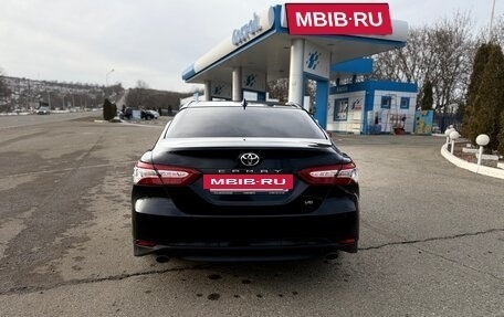 Toyota Camry, 2018 год, 2 900 000 рублей, 6 фотография