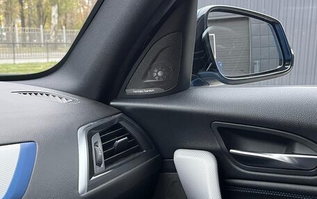 BMW 1 серия, 2018 год, 2 295 000 рублей, 15 фотография