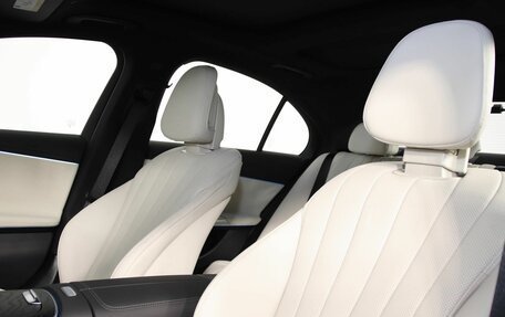 Mercedes-Benz E-Класс, 2025 год, 9 900 000 рублей, 5 фотография