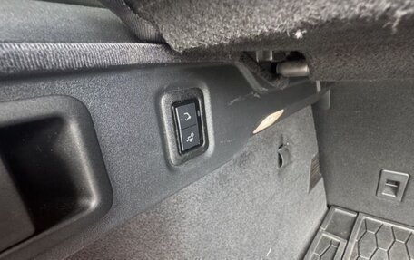 Jaguar F-Pace, 2018 год, 3 650 000 рублей, 19 фотография