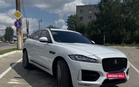 Jaguar F-Pace, 2018 год, 3 650 000 рублей, 28 фотография
