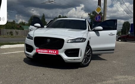Jaguar F-Pace, 2018 год, 3 650 000 рублей, 25 фотография