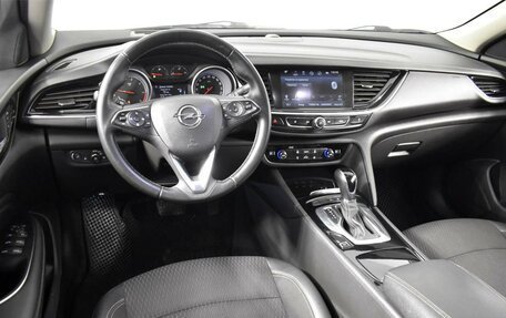 Opel Insignia II рестайлинг, 2018 год, 1 578 200 рублей, 8 фотография