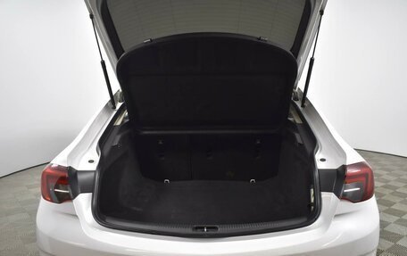 Opel Insignia II рестайлинг, 2018 год, 1 578 200 рублей, 26 фотография